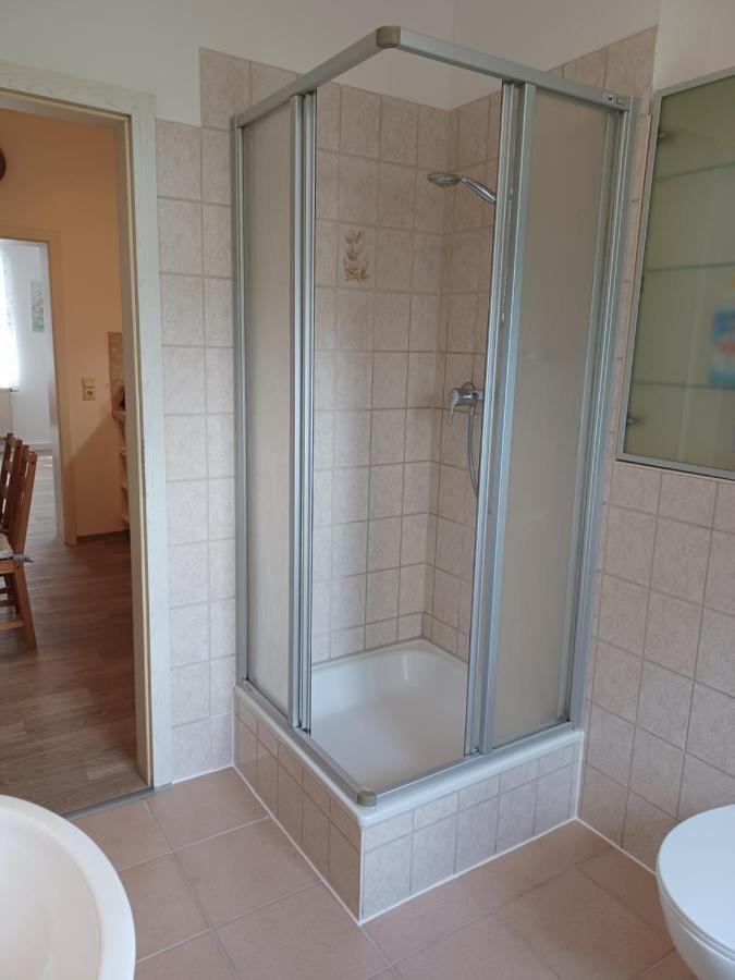 L118 Vermietungen Zwickau Bagian luar foto