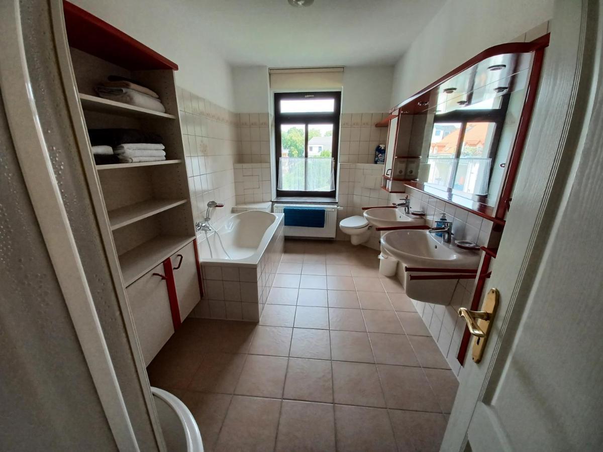 L118 Vermietungen Zwickau Bagian luar foto