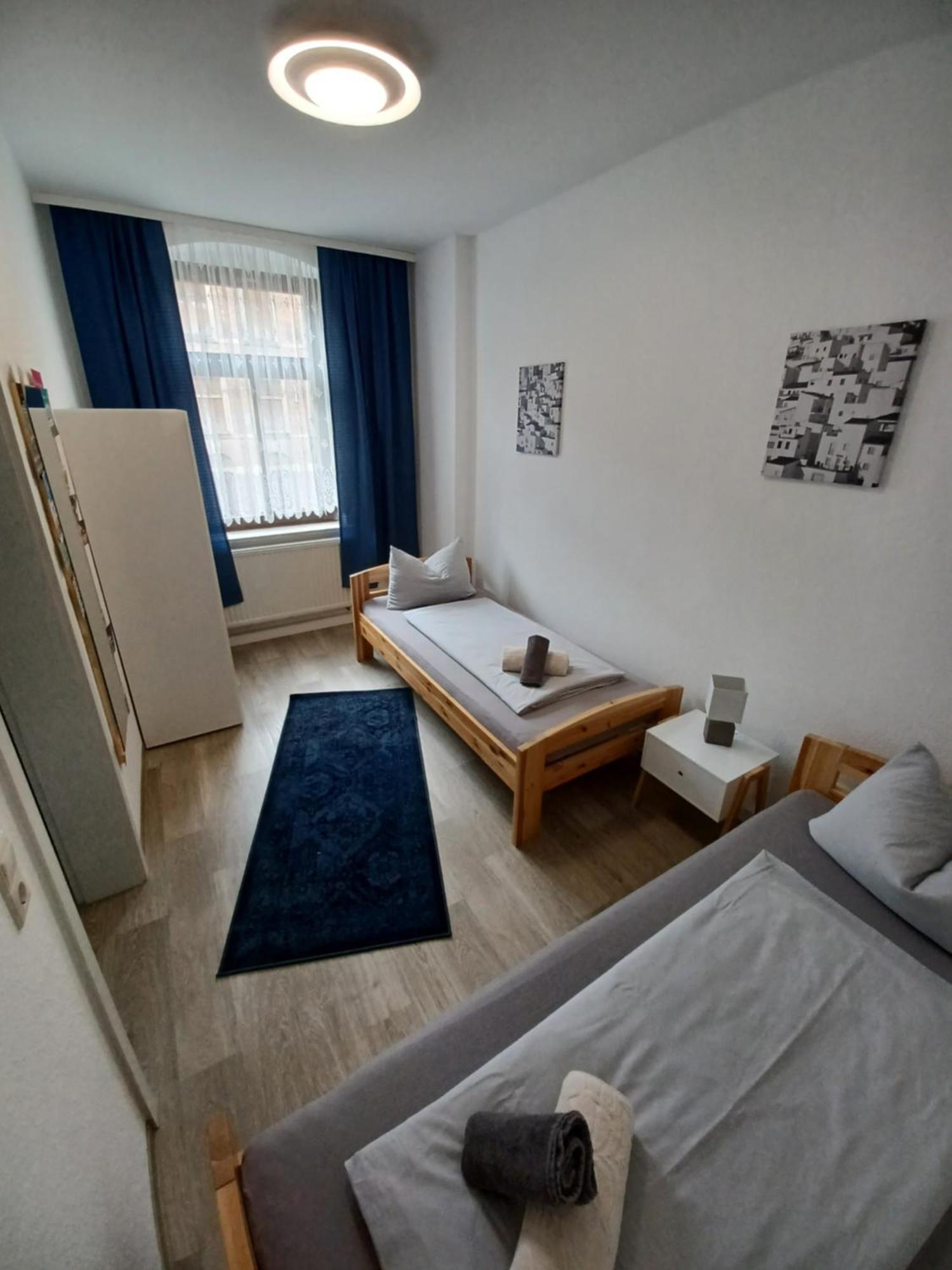 L118 Vermietungen Zwickau Bagian luar foto